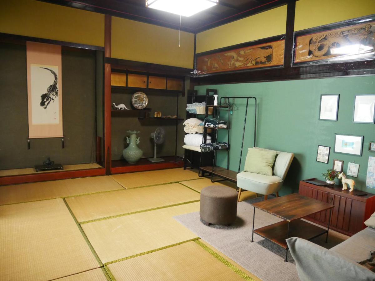 駅前宿舎 禪 Shared House Zen Eiheiji Buitenkant foto