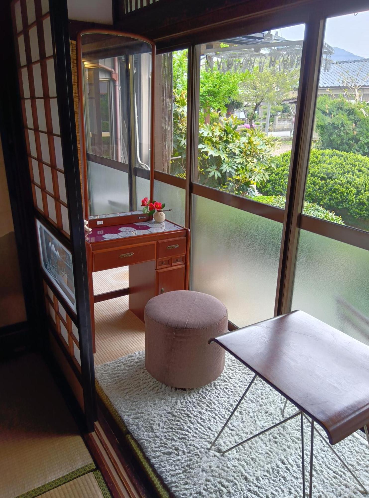 駅前宿舎 禪 Shared House Zen Eiheiji Buitenkant foto